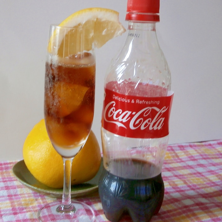 コカ コーラ で グレープフルーツのカクテル レシピ 作り方 By なな1151 楽天レシピ コカ コーラ で グレープフルーツのカクテル レシピ 作り方 By なな1151 楽天レシピ